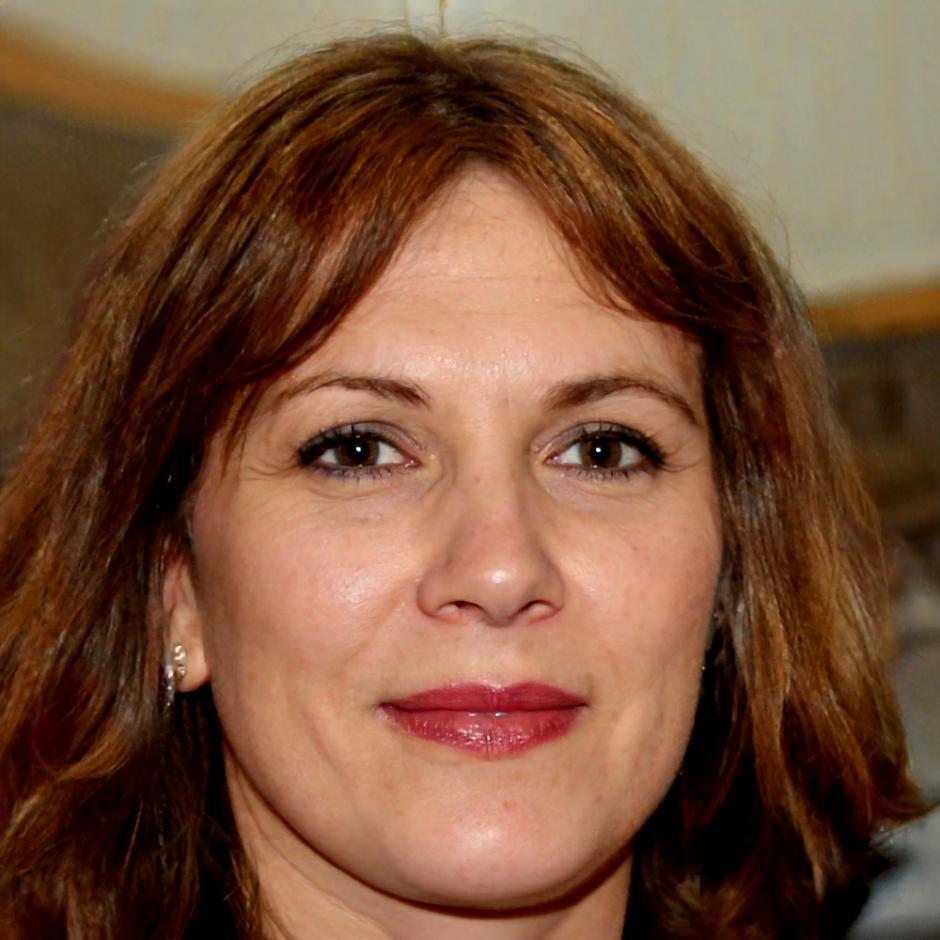 Ana Rodríguez, Especialista en Finanzas Personales